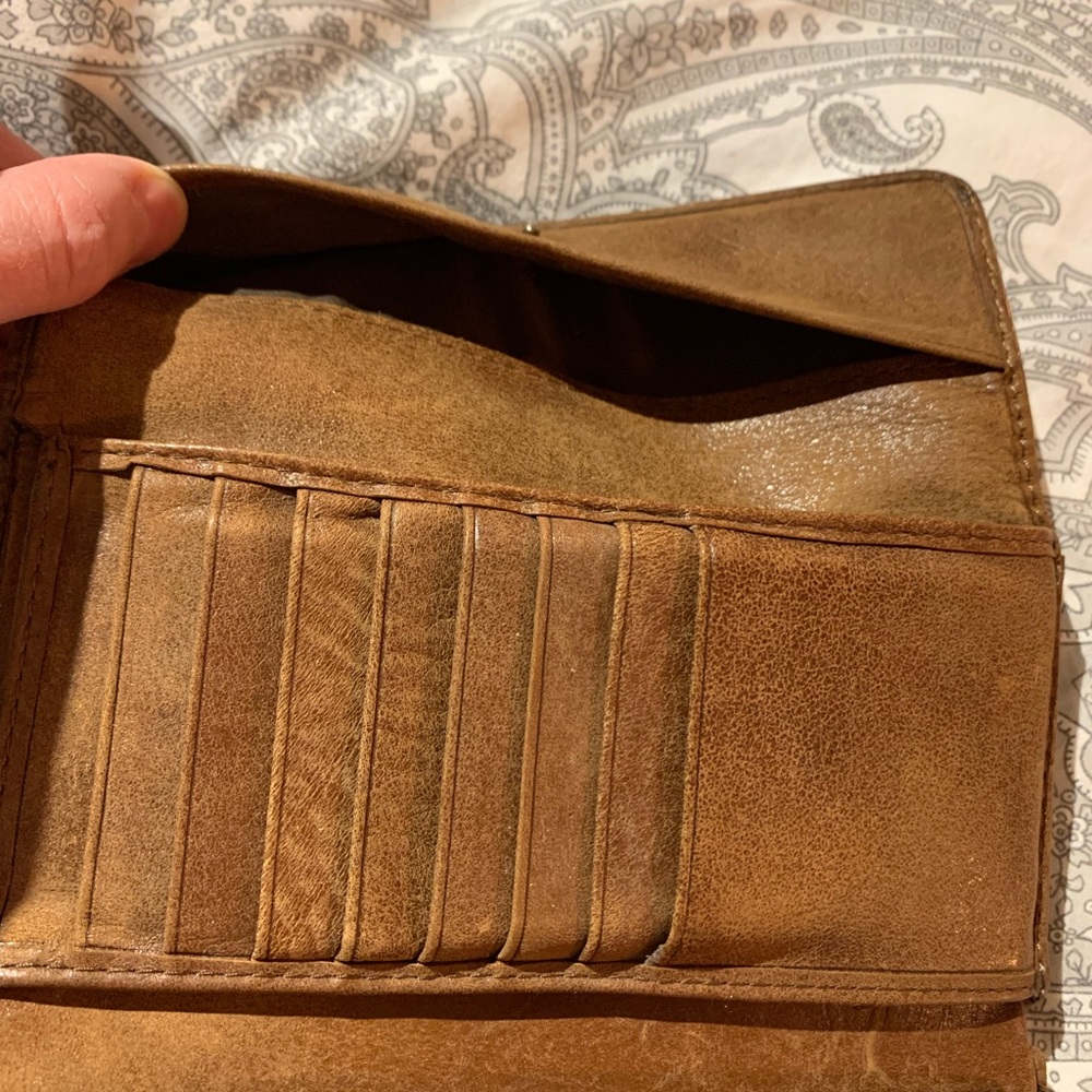 Roots Trifold Tribe Wallet 100% Genuine Leather - Picture 11 of 16